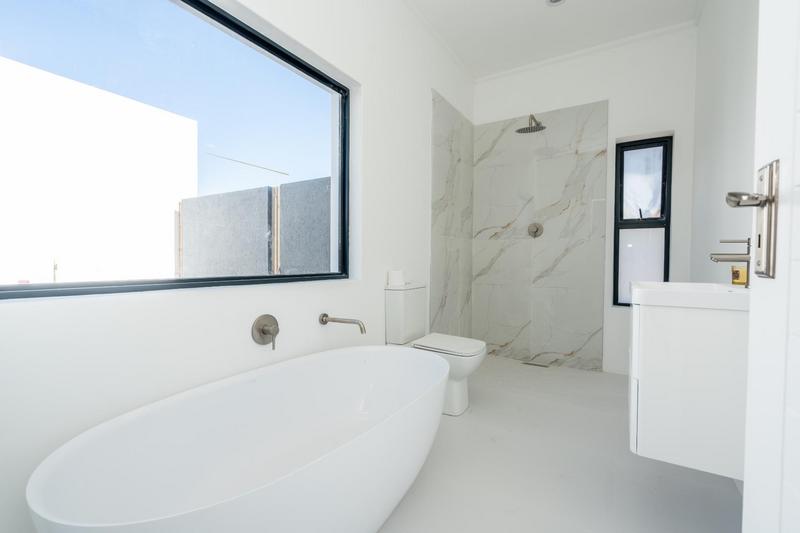 3 Bedroom Property for Sale in Myburgh Park Western Cape